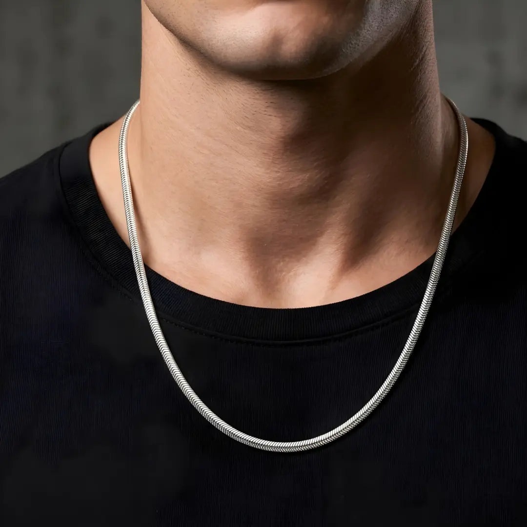 Unisex Silver Snake Chain Necklace – Sleek Round Snake Chain